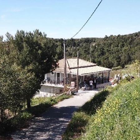 Farmhouse Volimes Bagian luar foto